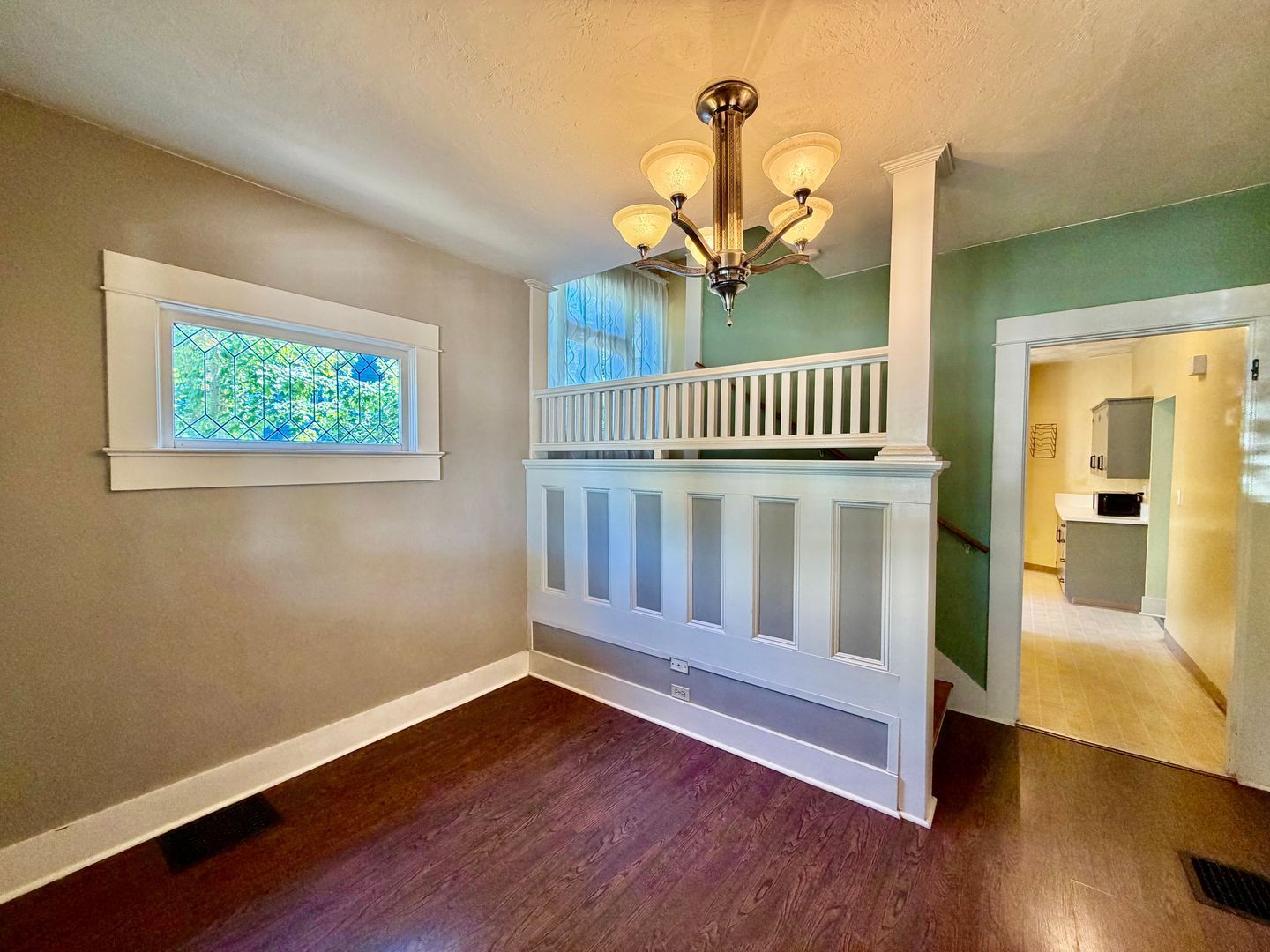 Gallery Image 0