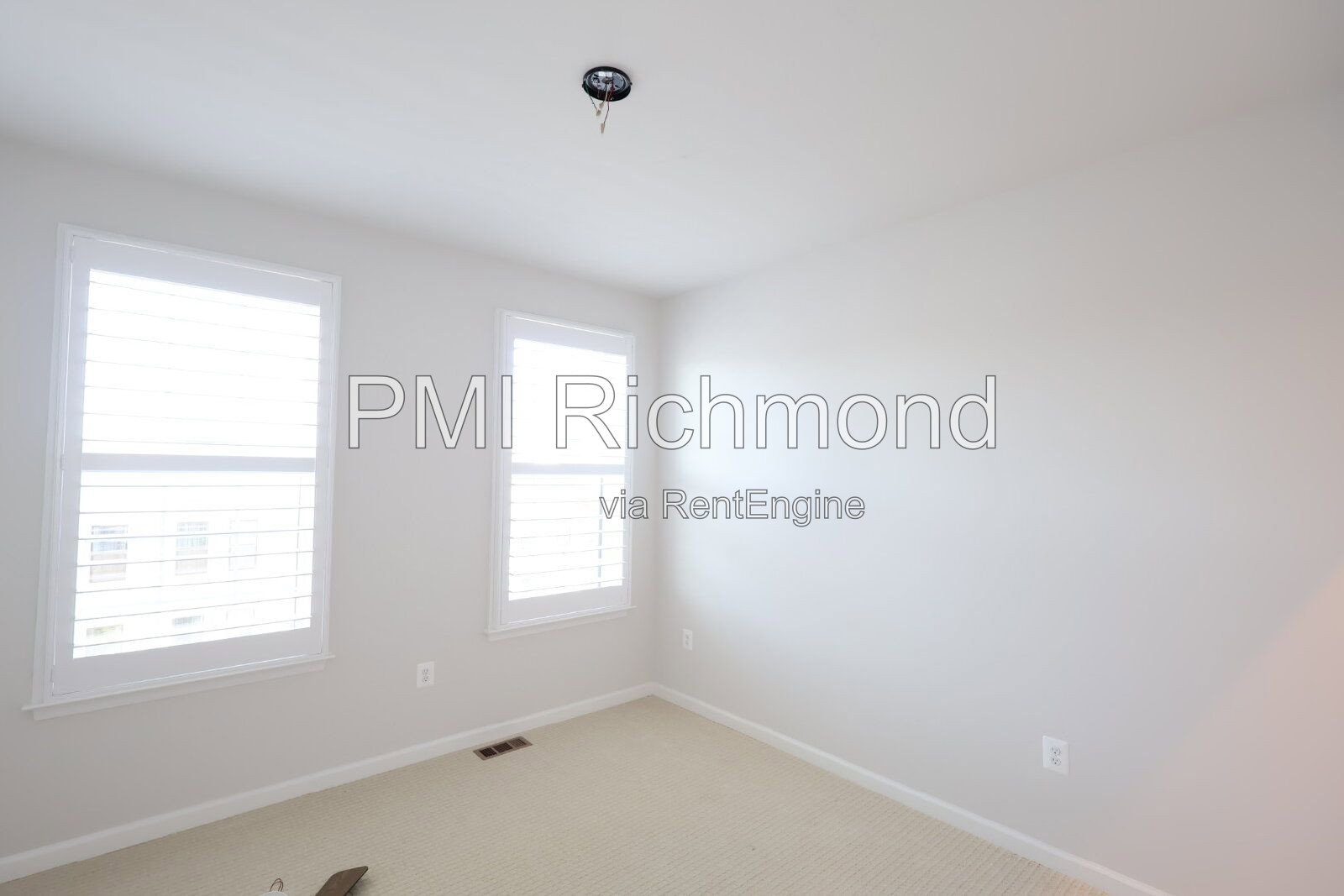 Gallery Image 38