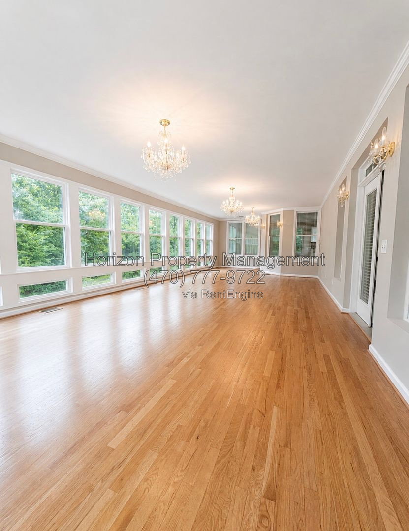Gallery Image 8