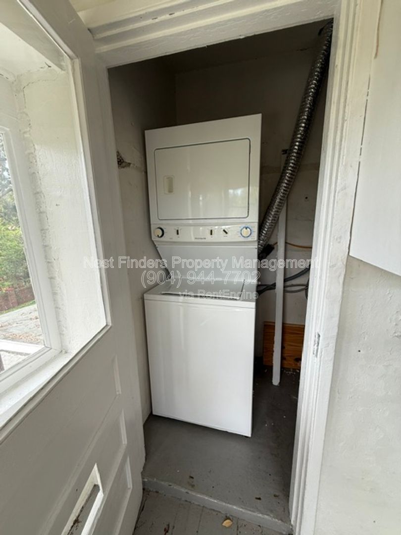 Gallery Image 22