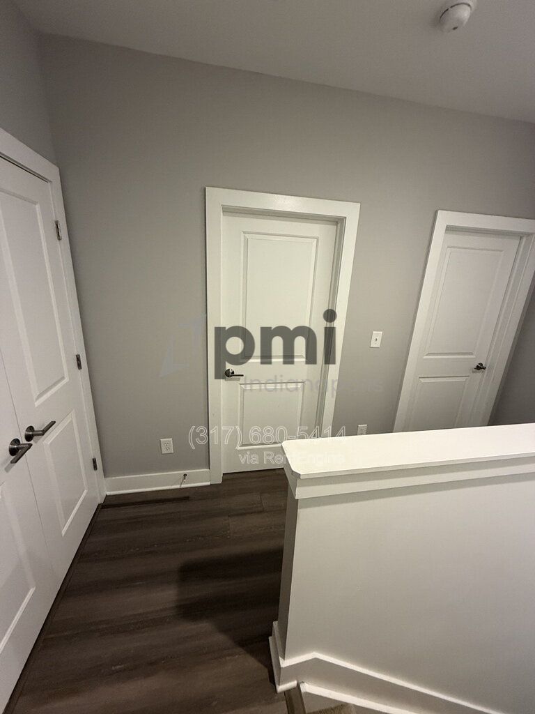 Gallery Image 24
