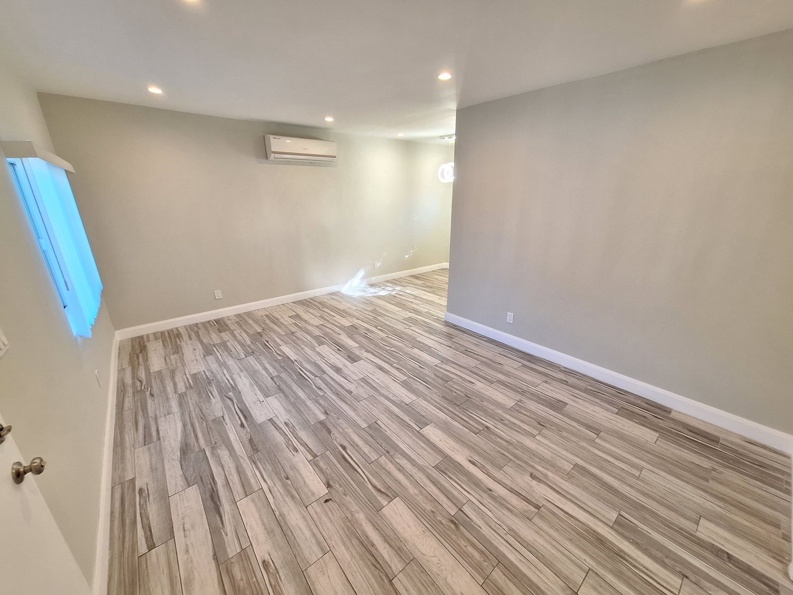 Gallery Image 18