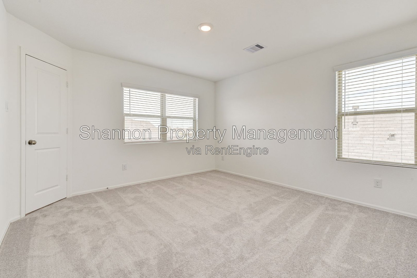 Gallery Image 19