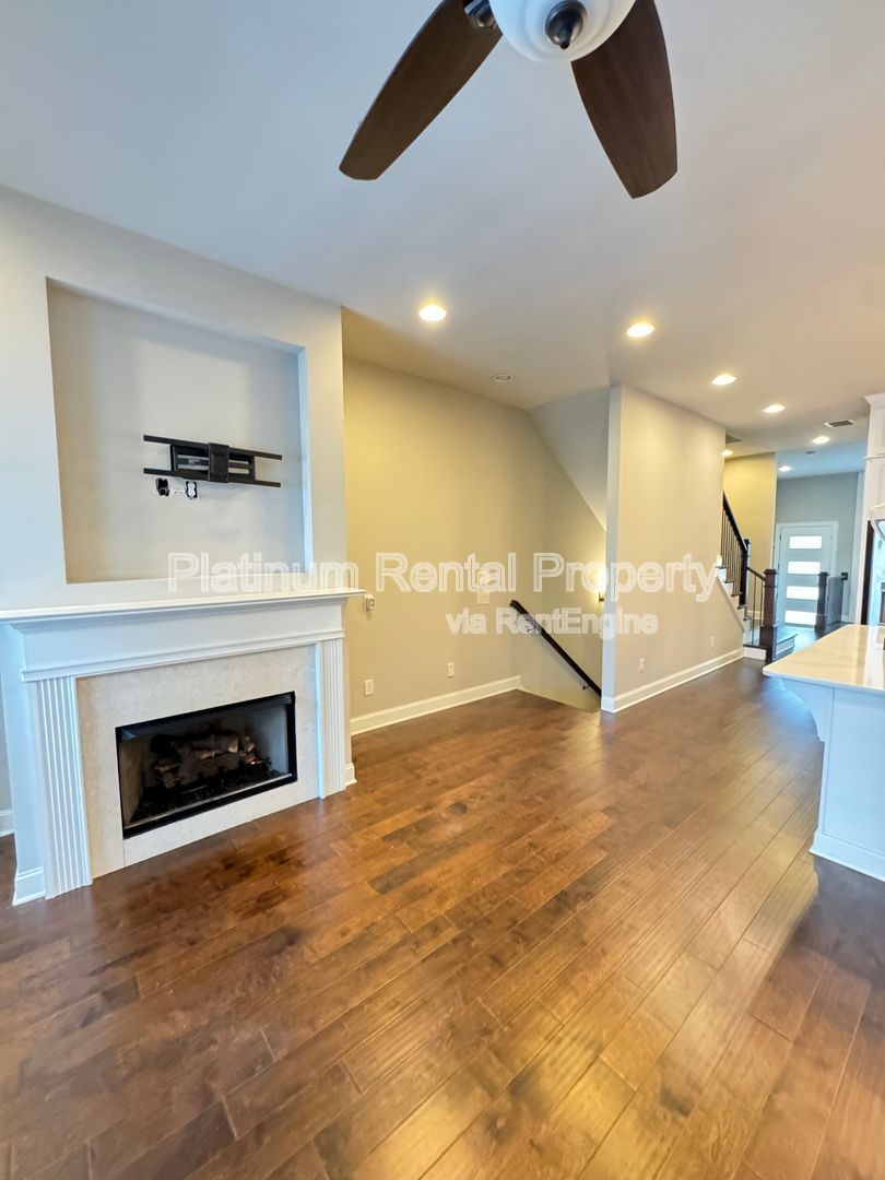 Gallery Image 19