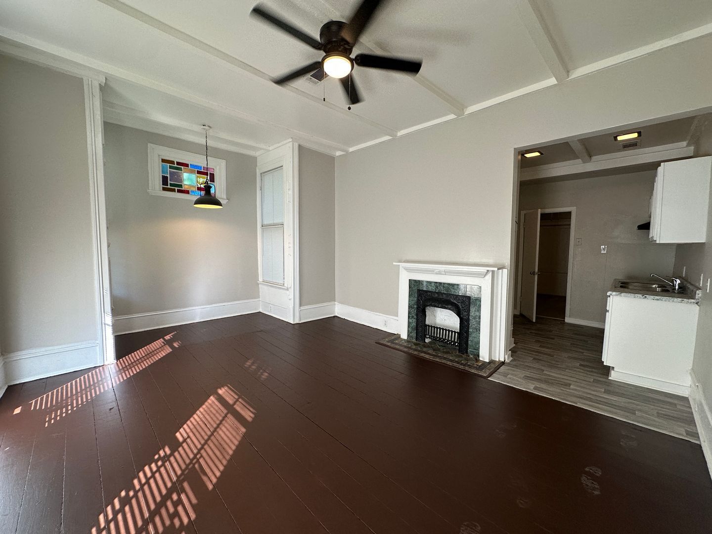Gallery Image 0
