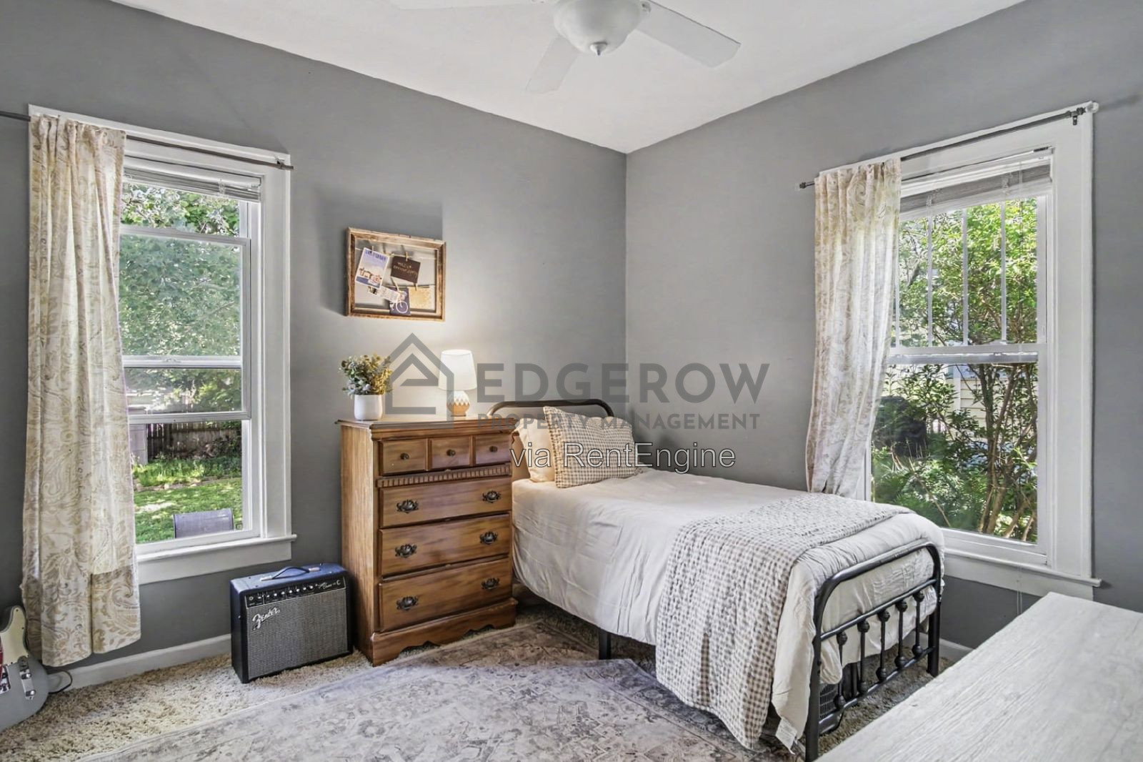 Gallery Image 16