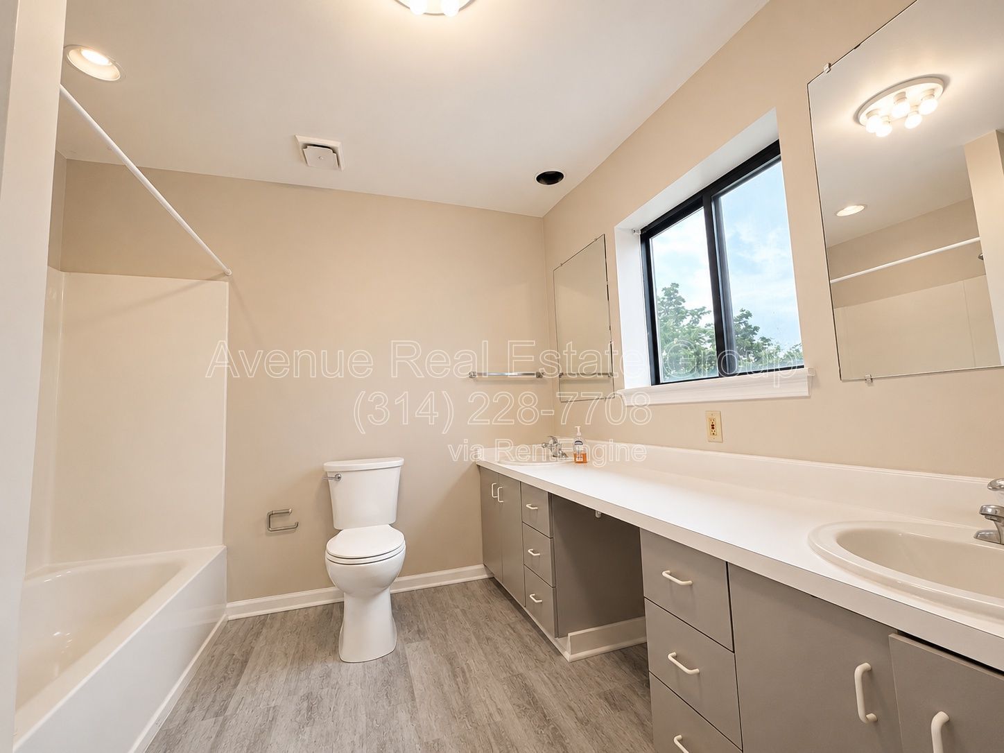 Gallery Image 11