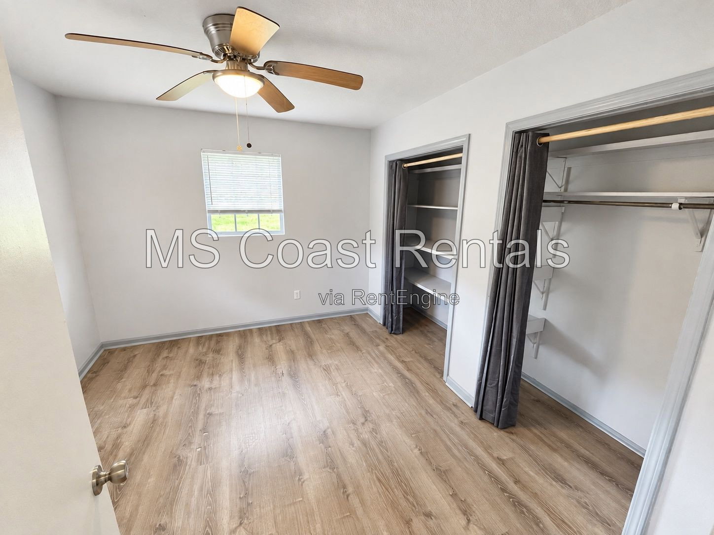 Gallery Image 0