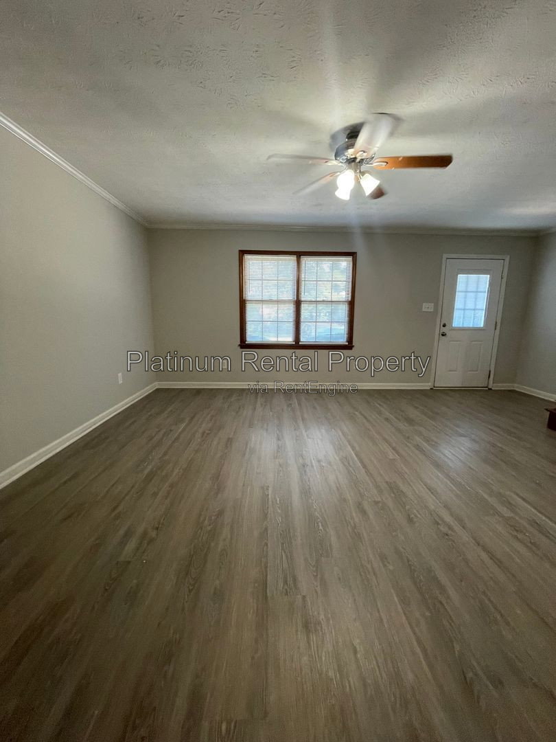 Gallery Image 16