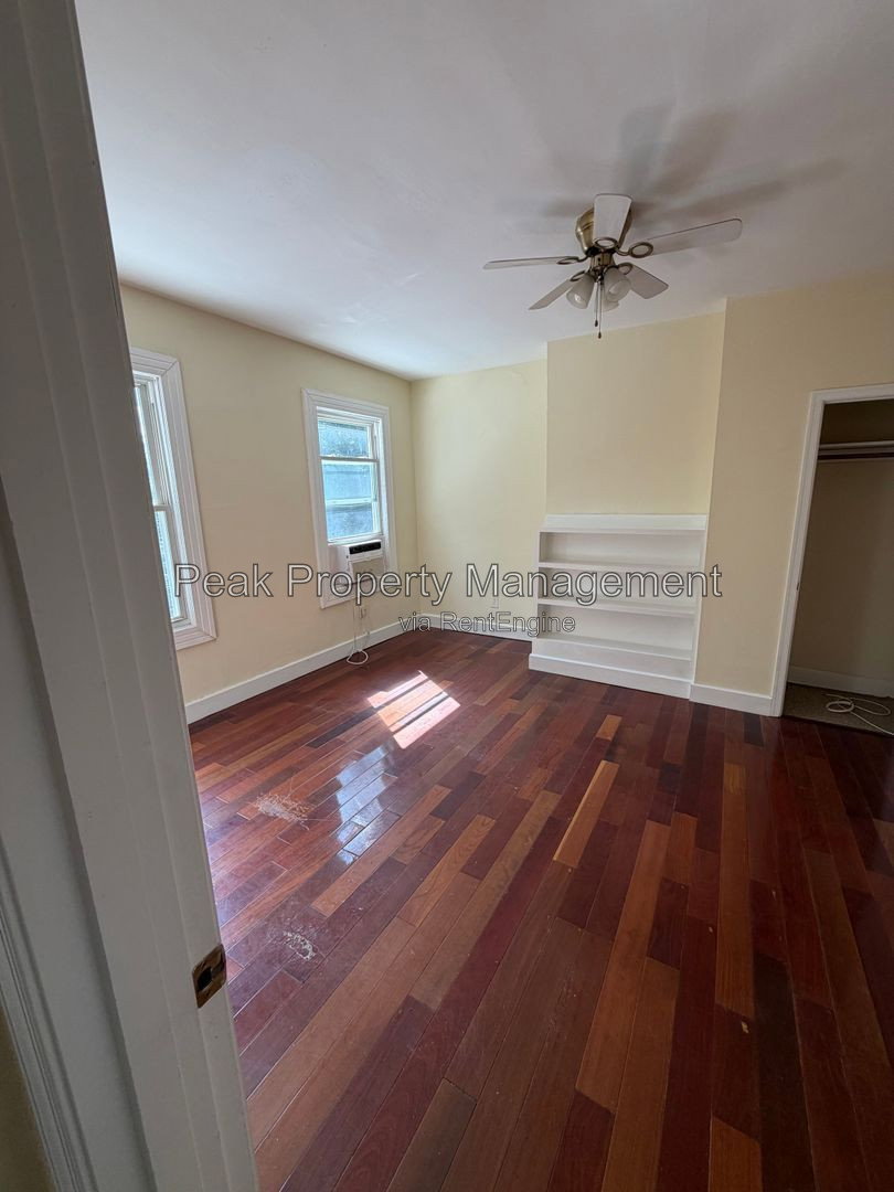 Gallery Image 6