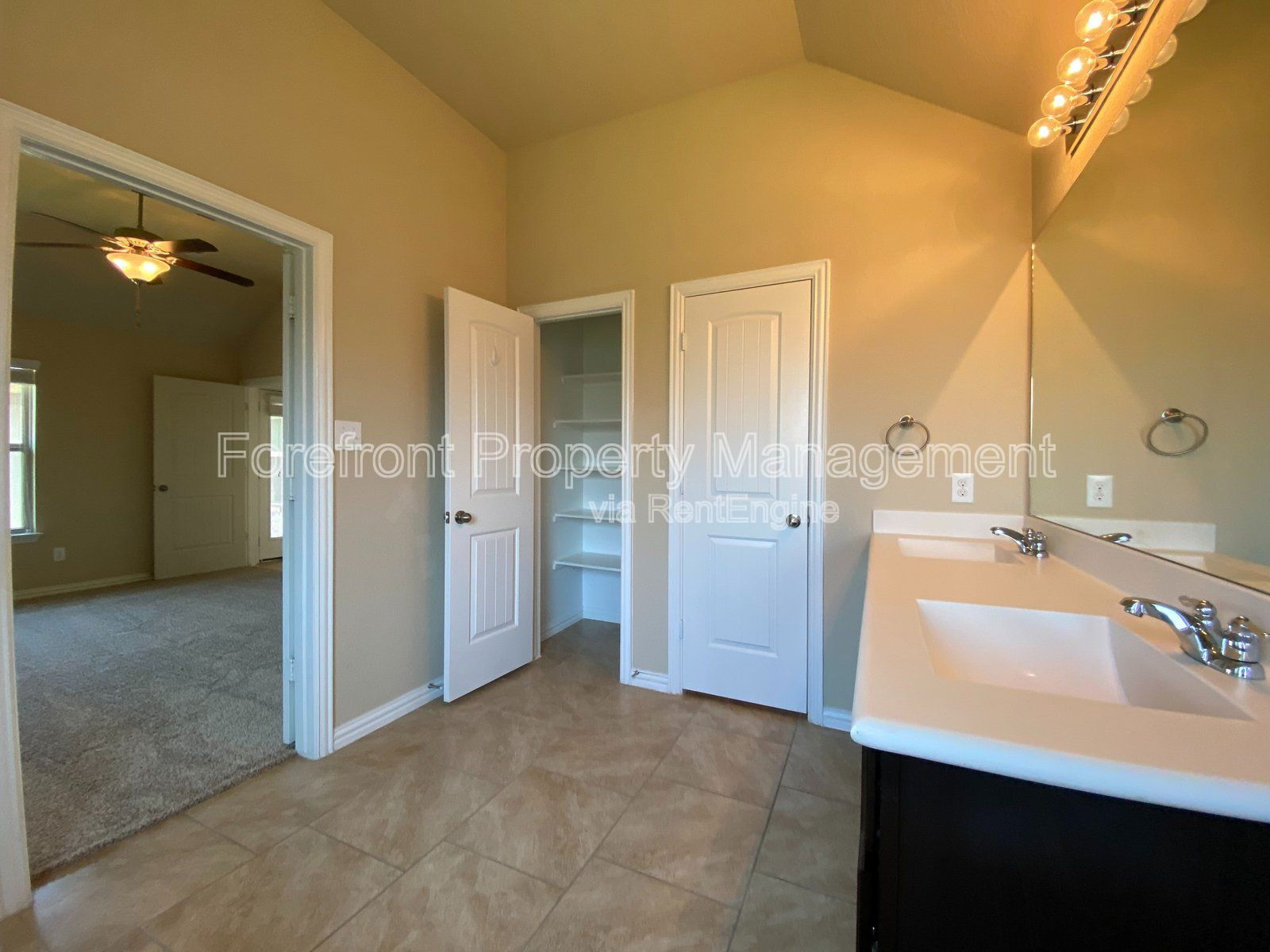 Gallery Image 31