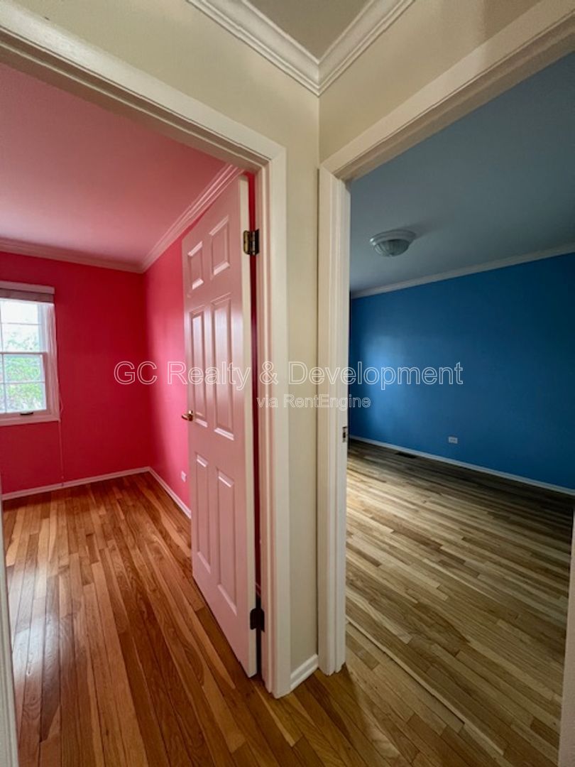Gallery Image 19