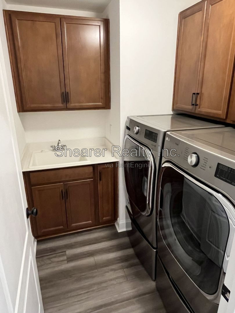 Gallery Image 38