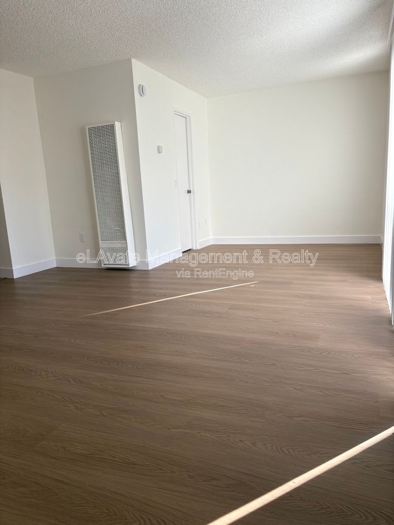 Gallery Image 17