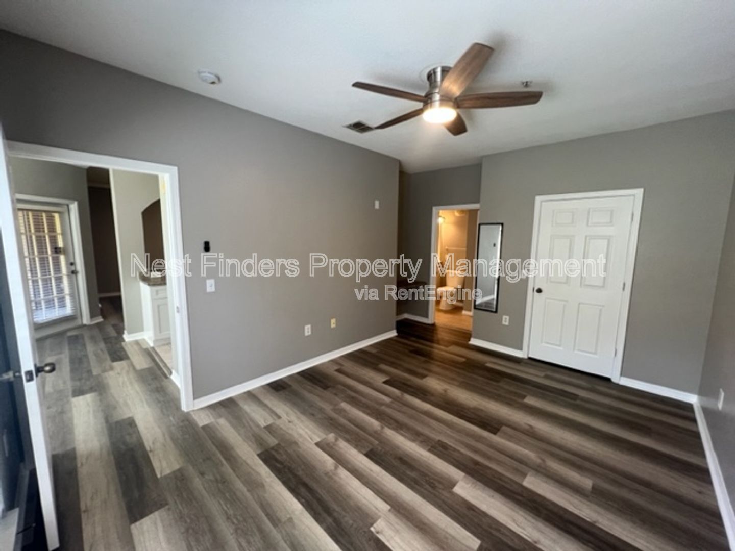 Gallery Image 14