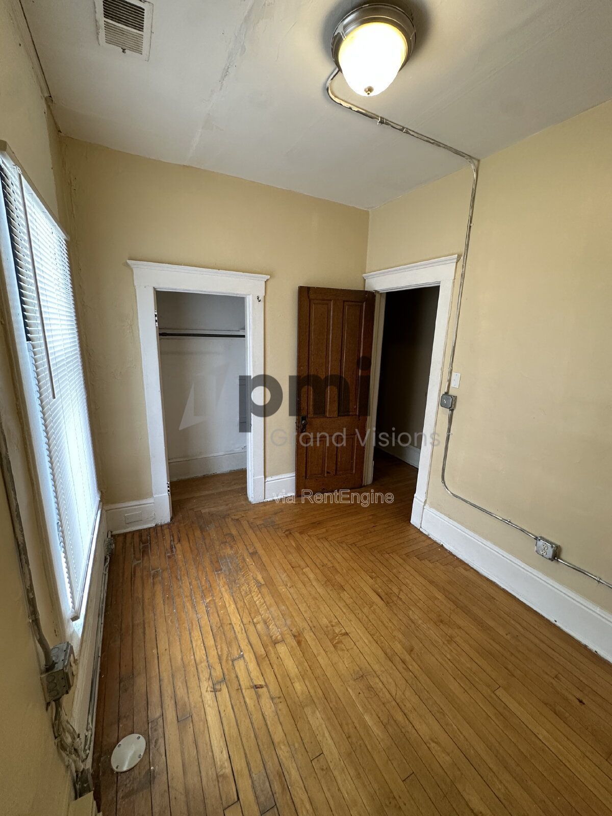 Gallery Image 15