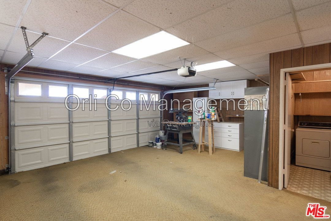 Gallery Image 18