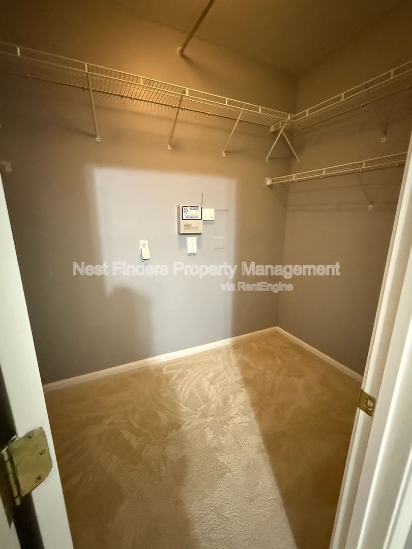 Gallery Image 19