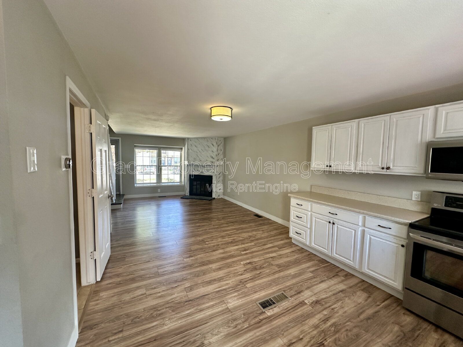 Gallery Image 16
