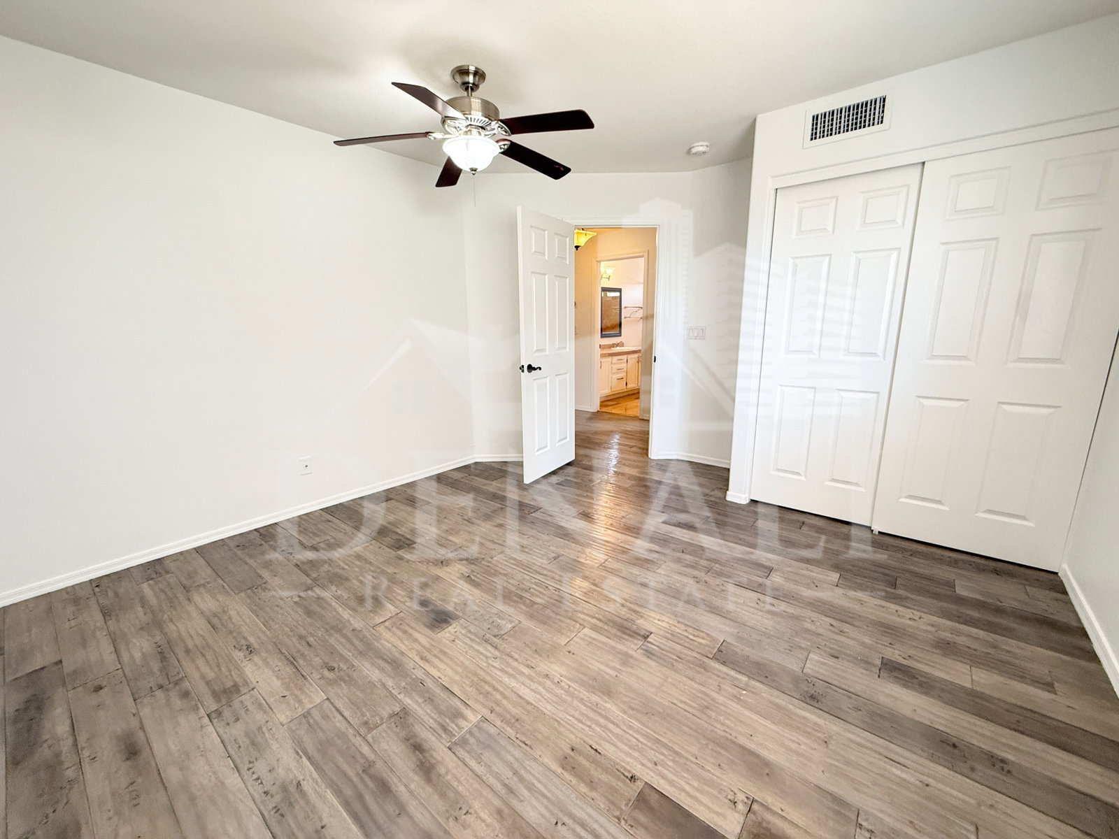 Gallery Image 21