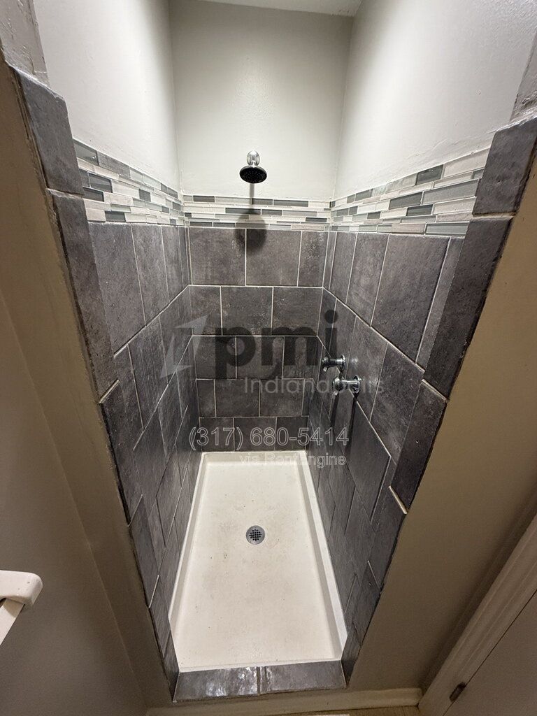 Gallery Image 14
