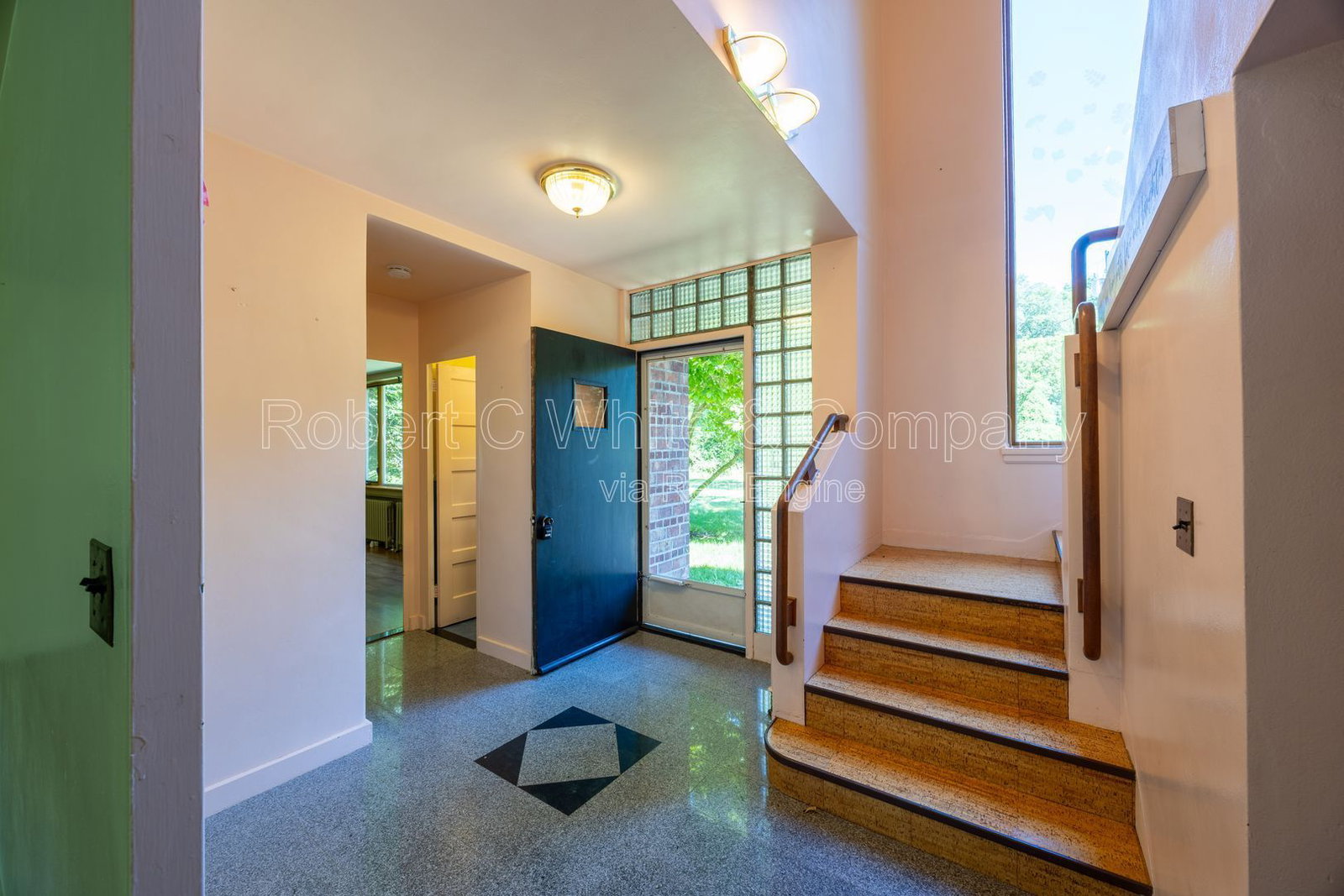 Gallery Image 13