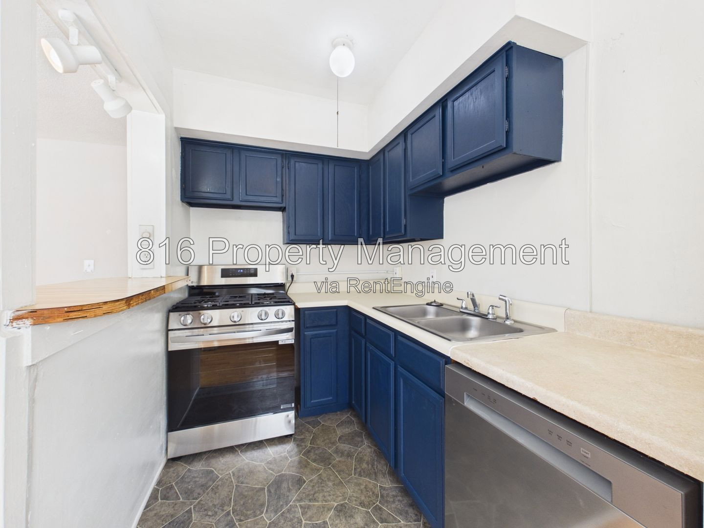 Gallery Image 6