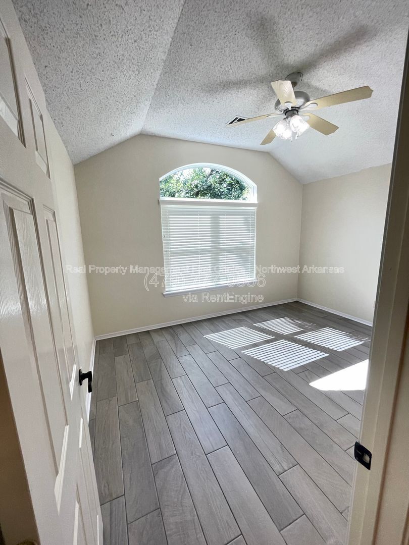 Gallery Image 10
