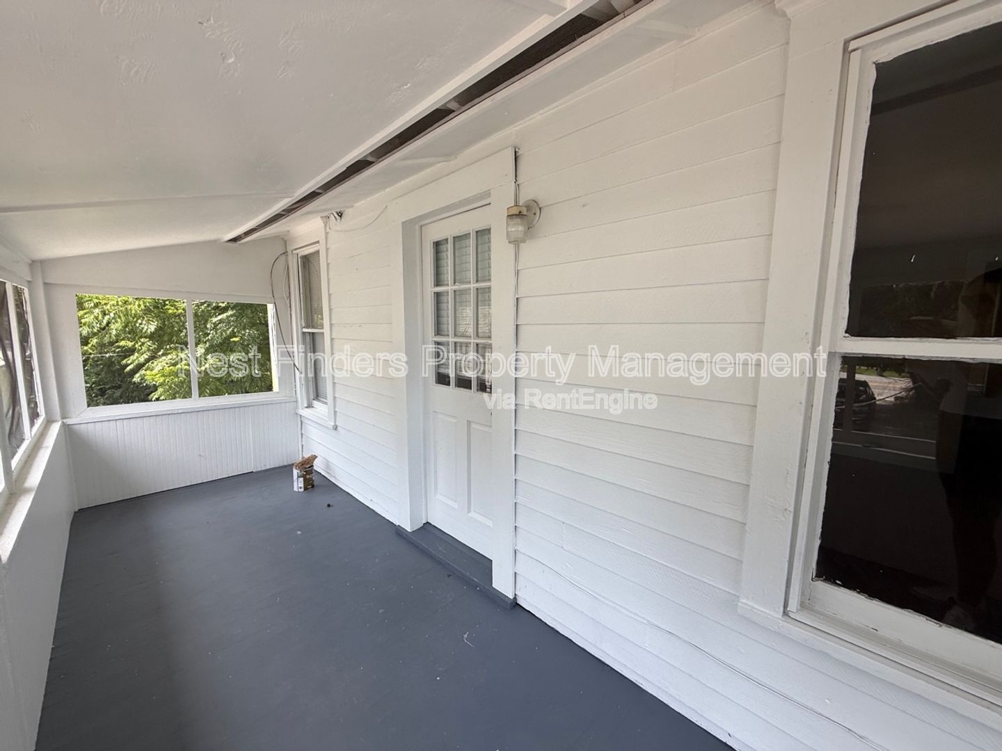 Gallery Image 0