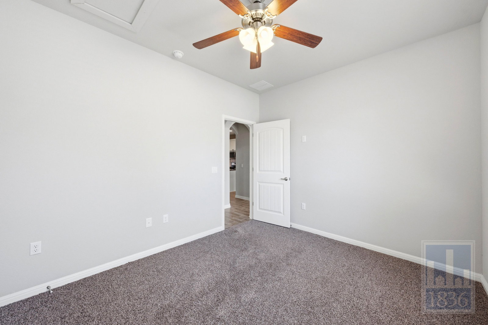 Gallery Image 19