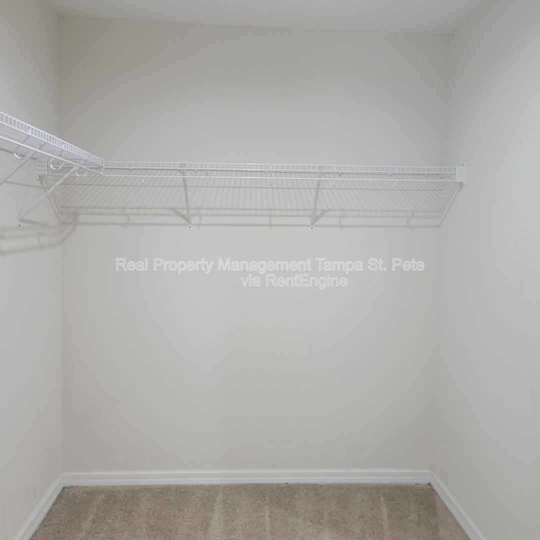 Gallery Image 16