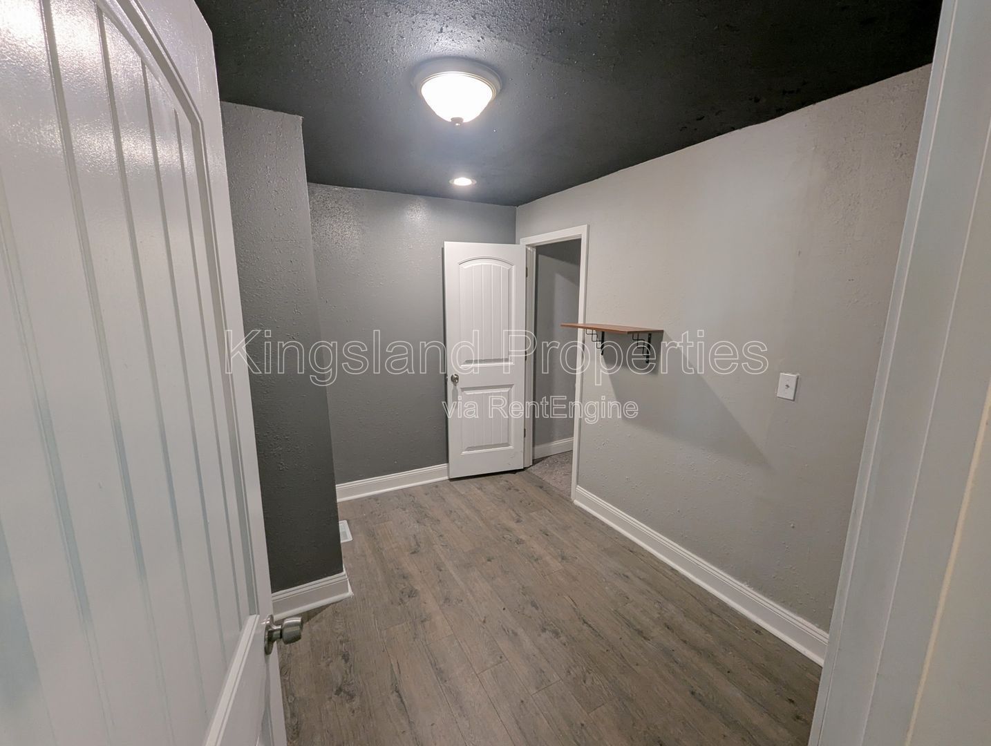 Gallery Image 13