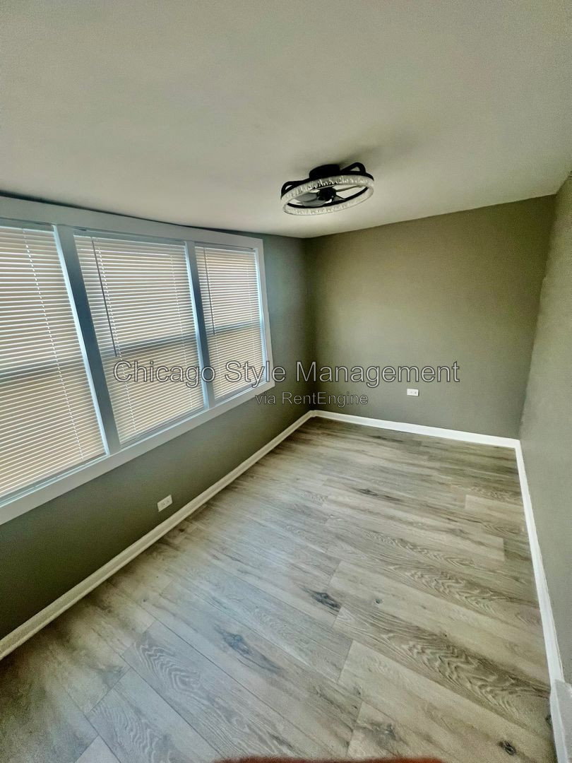 Gallery Image 14