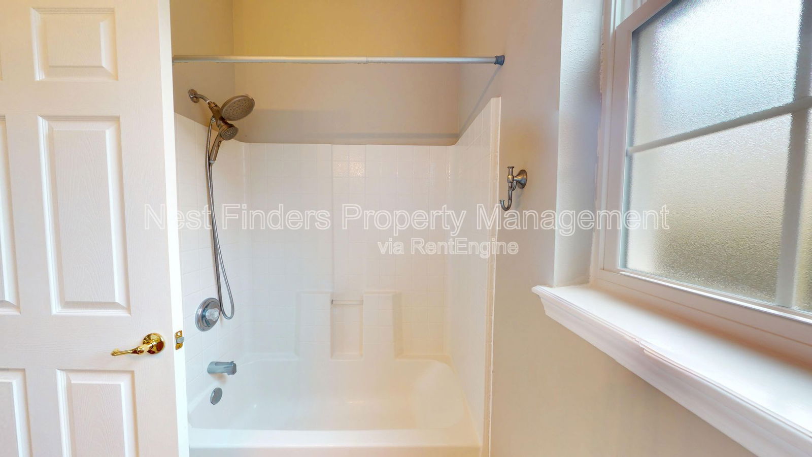Gallery Image 18