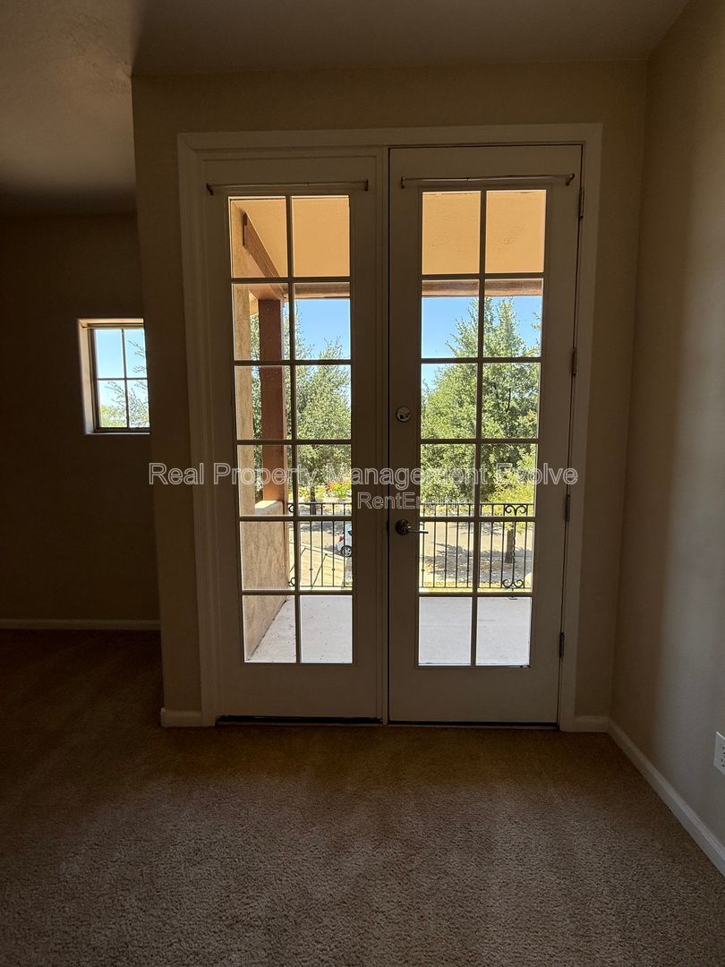 Gallery Image 20