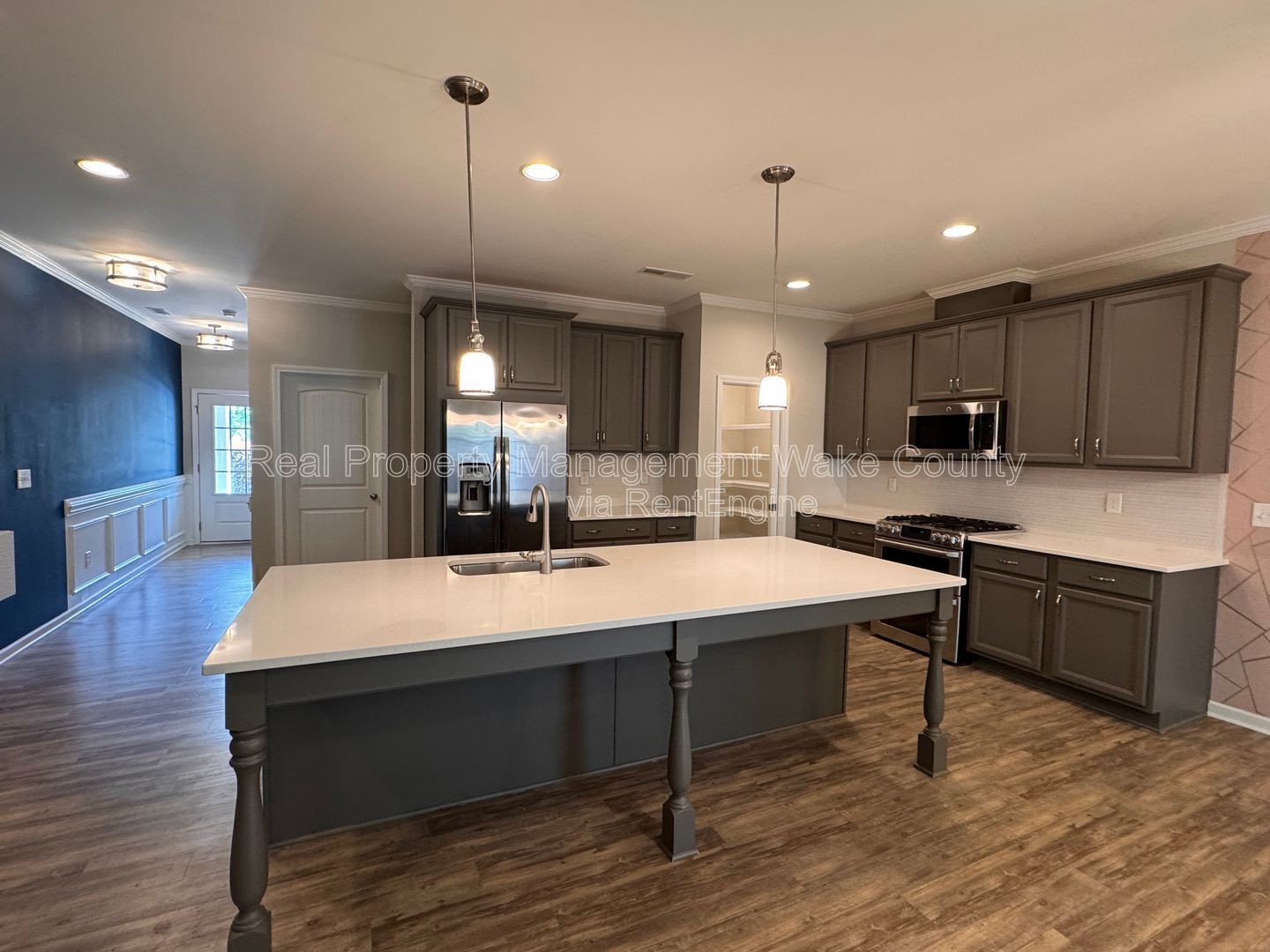 Gallery Image 15