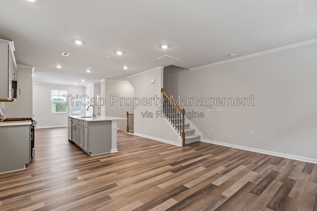 Gallery Image 18