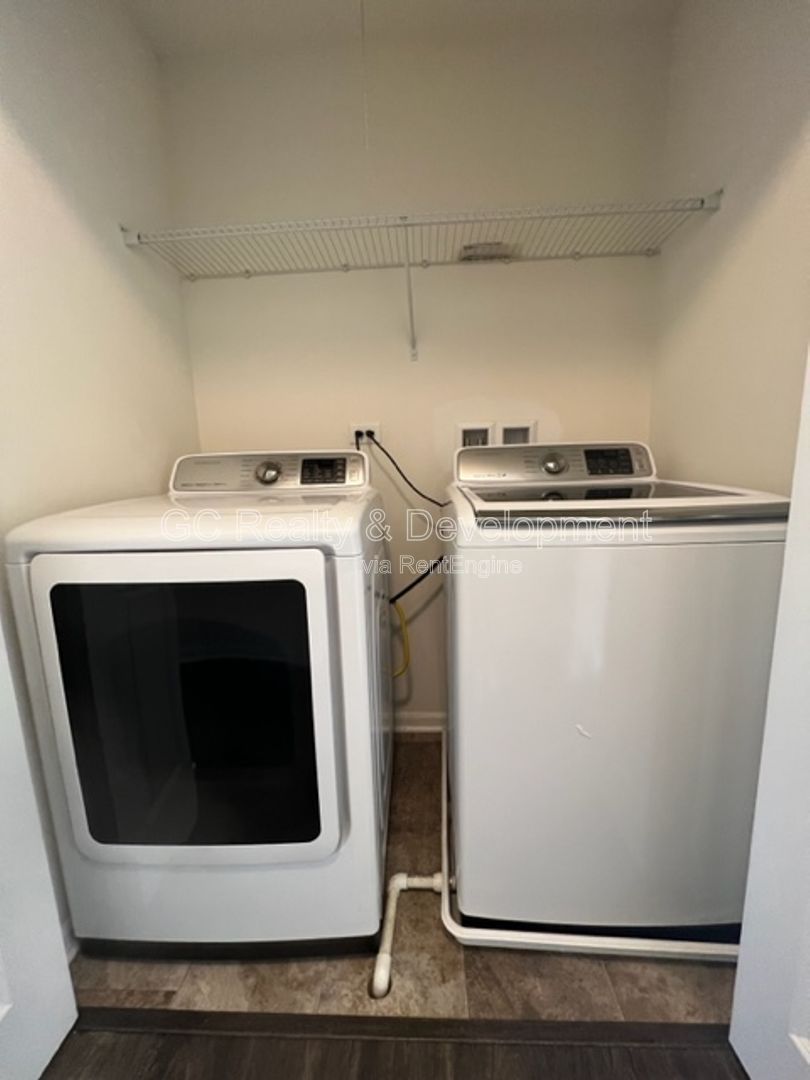 Gallery Image 19