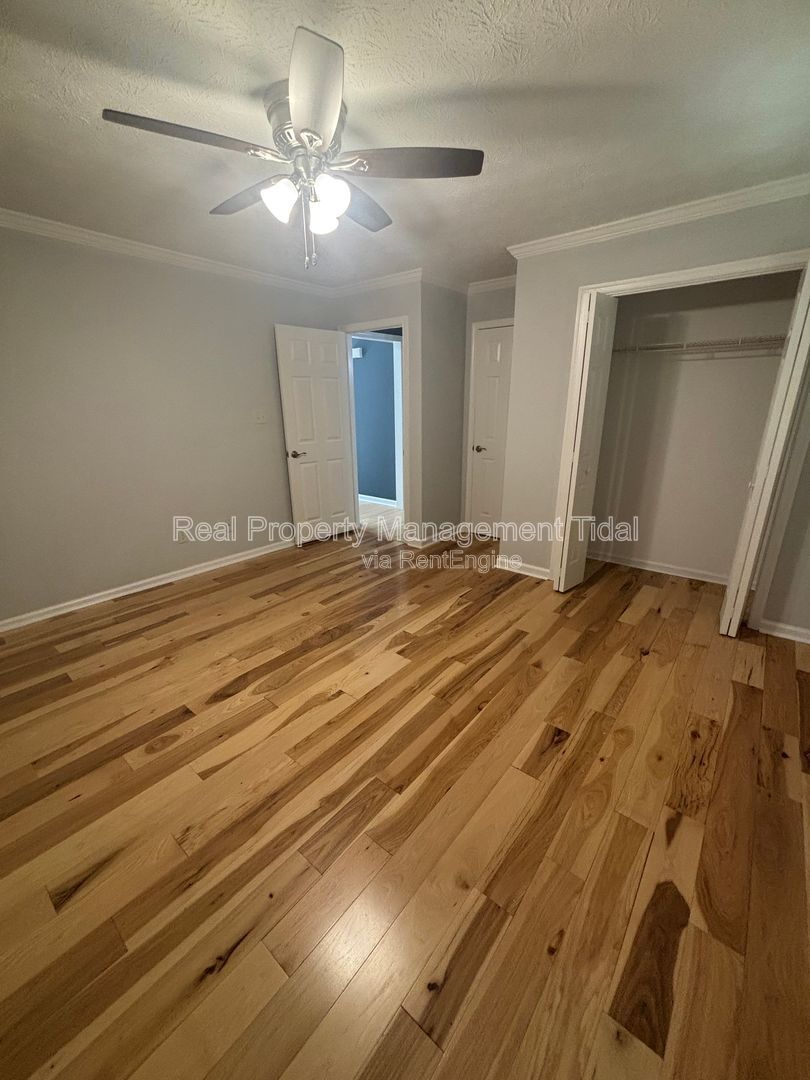 Gallery Image 25