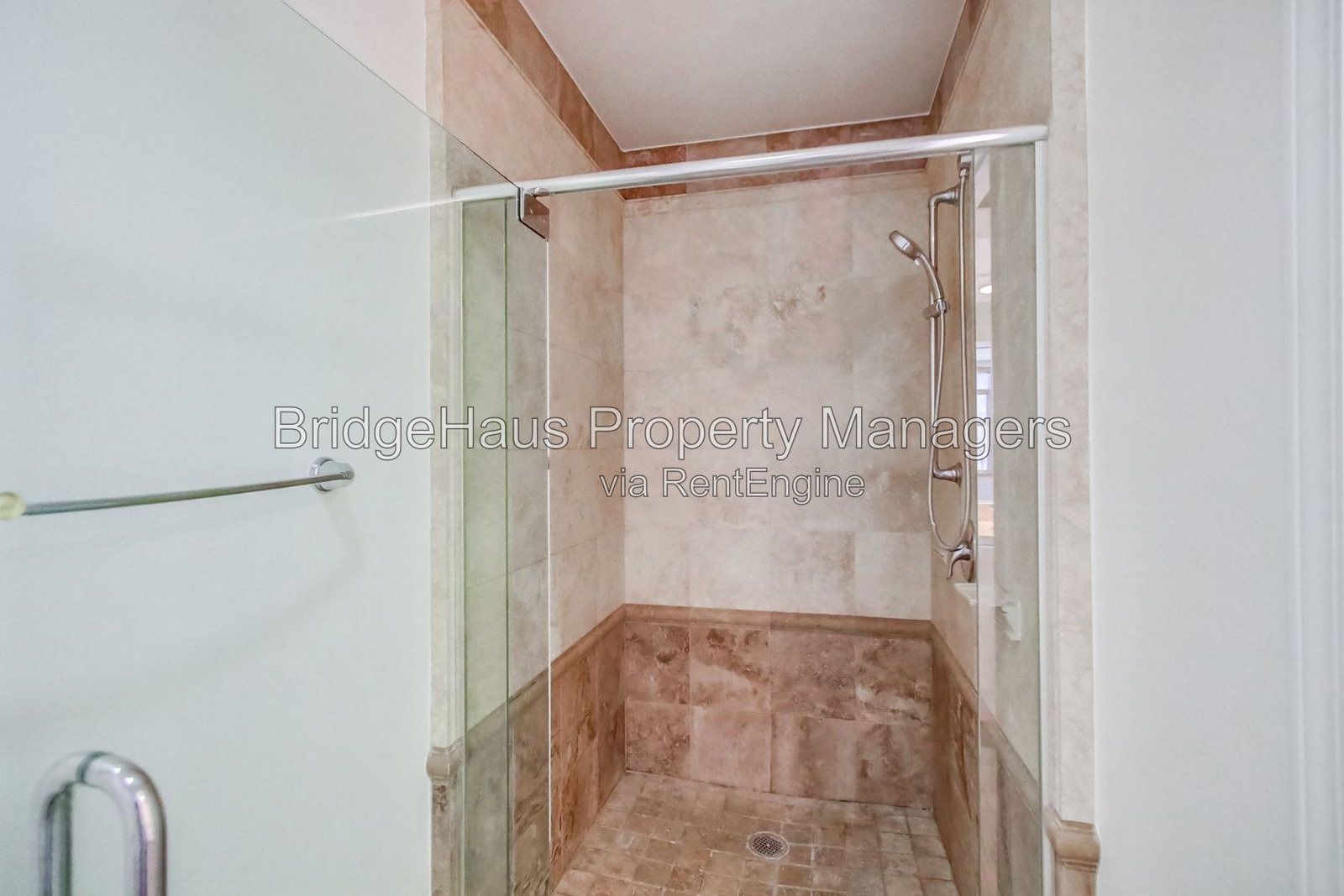 Gallery Image 19