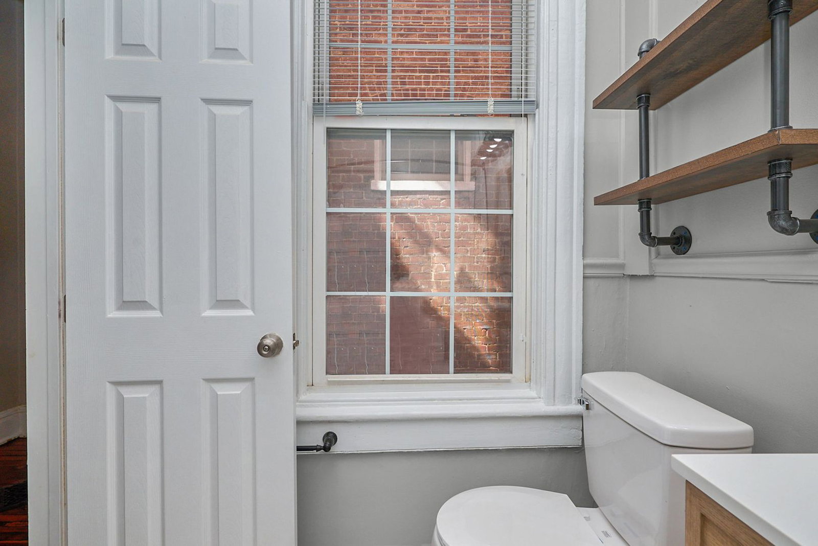 Gallery Image 17