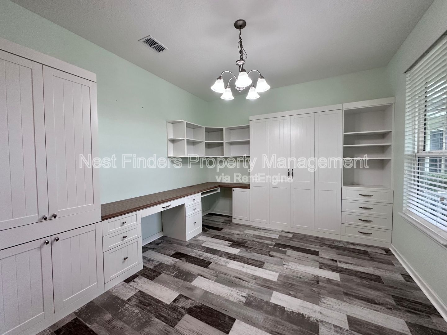Gallery Image 13