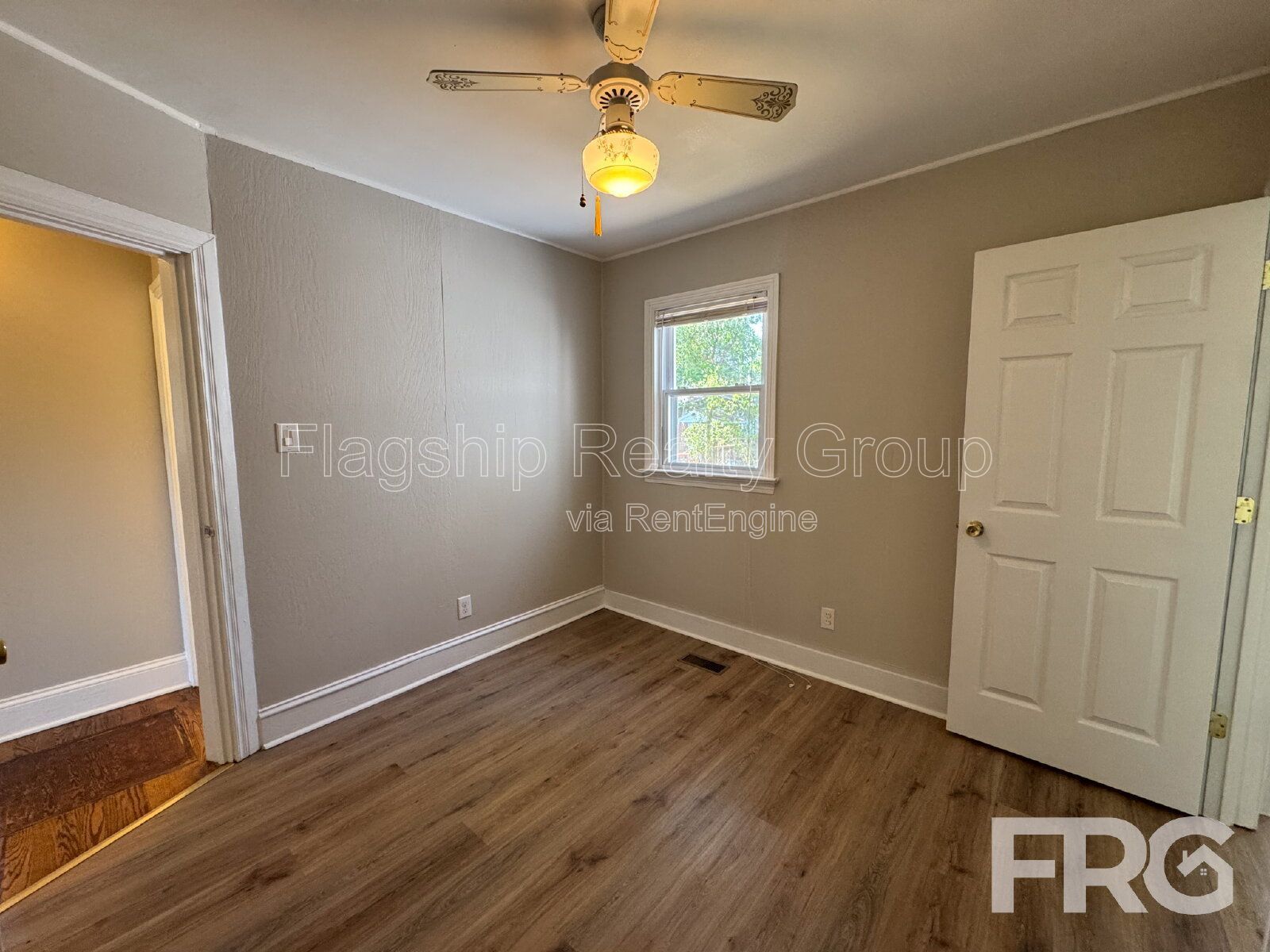 Gallery Image 19