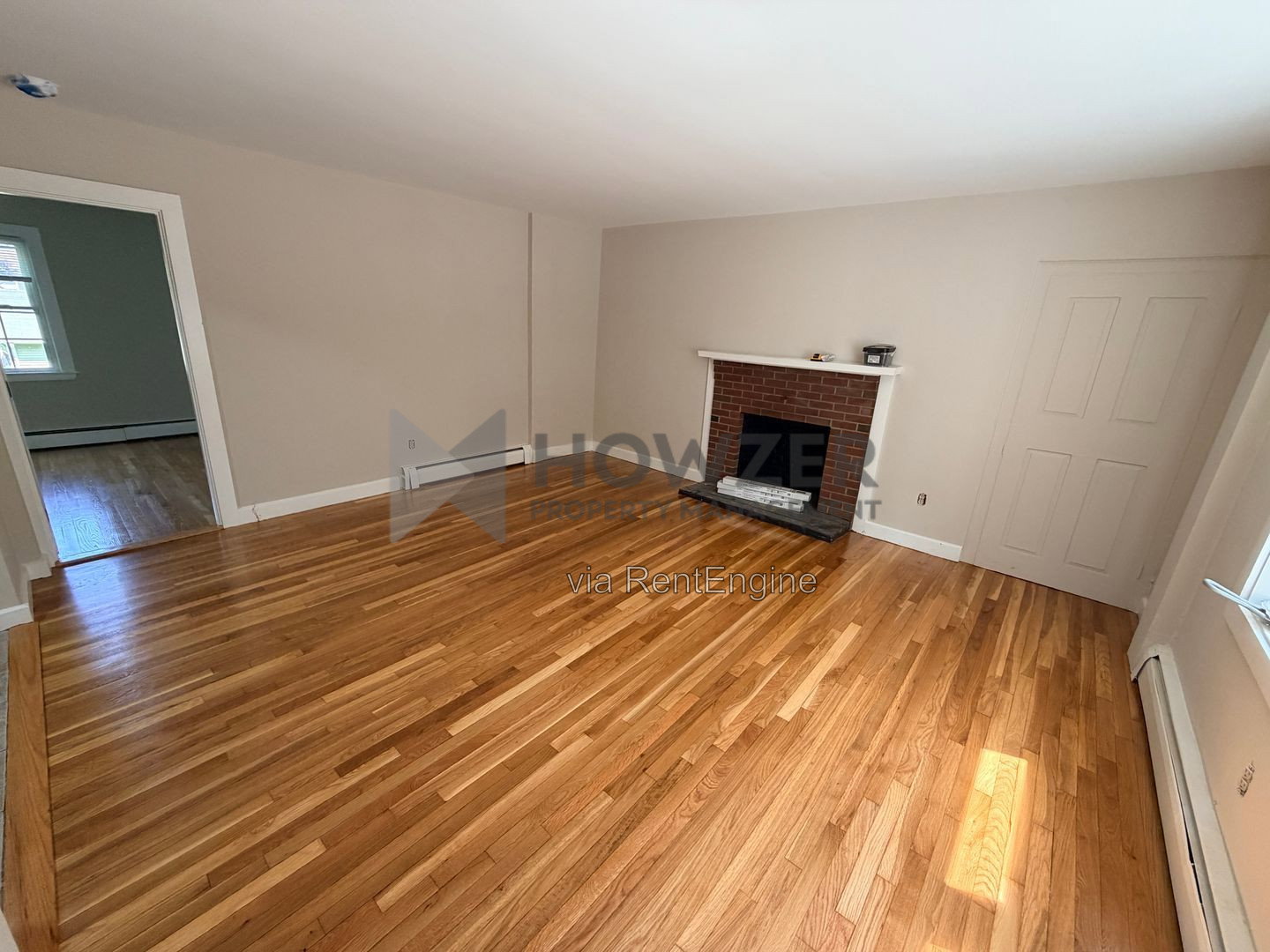 Gallery Image 0
