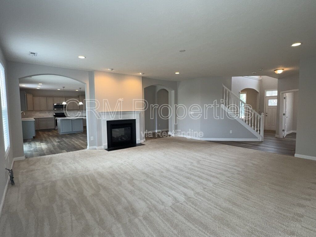 Gallery Image 14