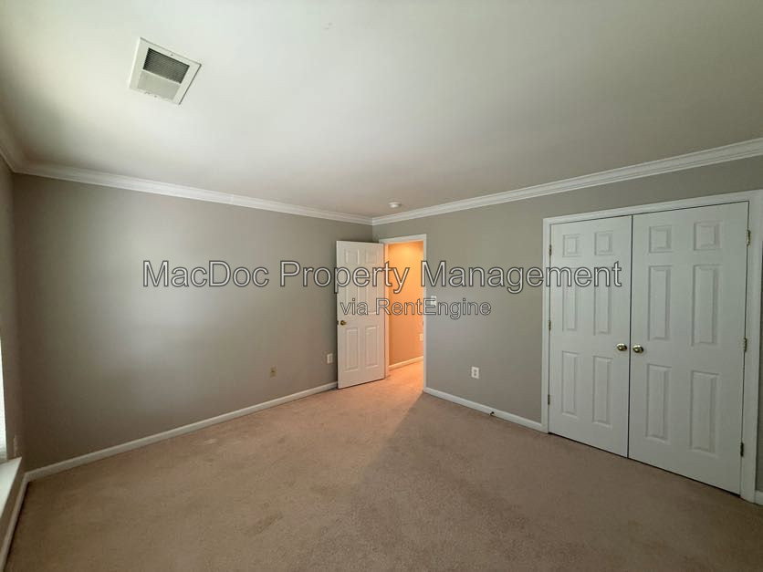 Gallery Image 68