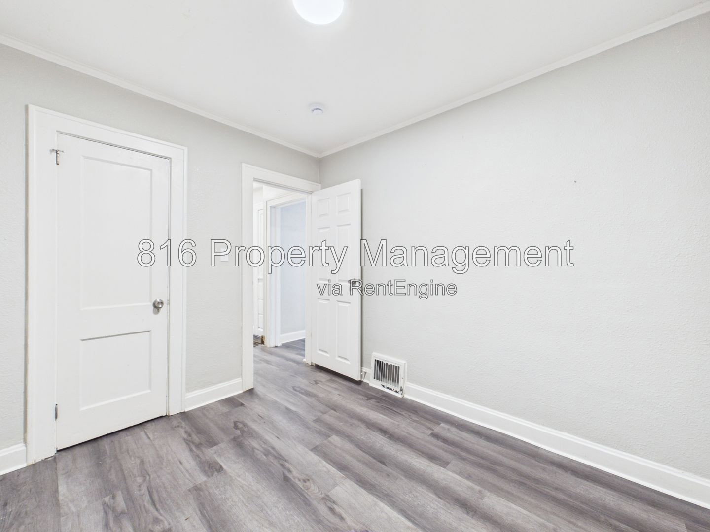 Gallery Image 23