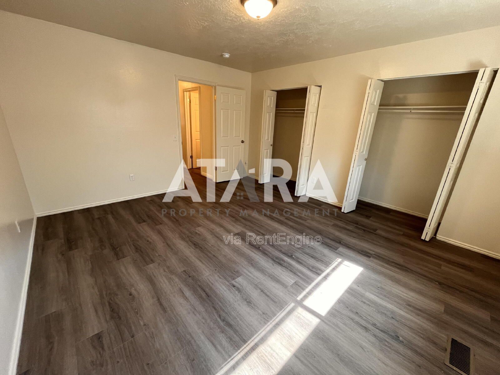 Gallery Image 14