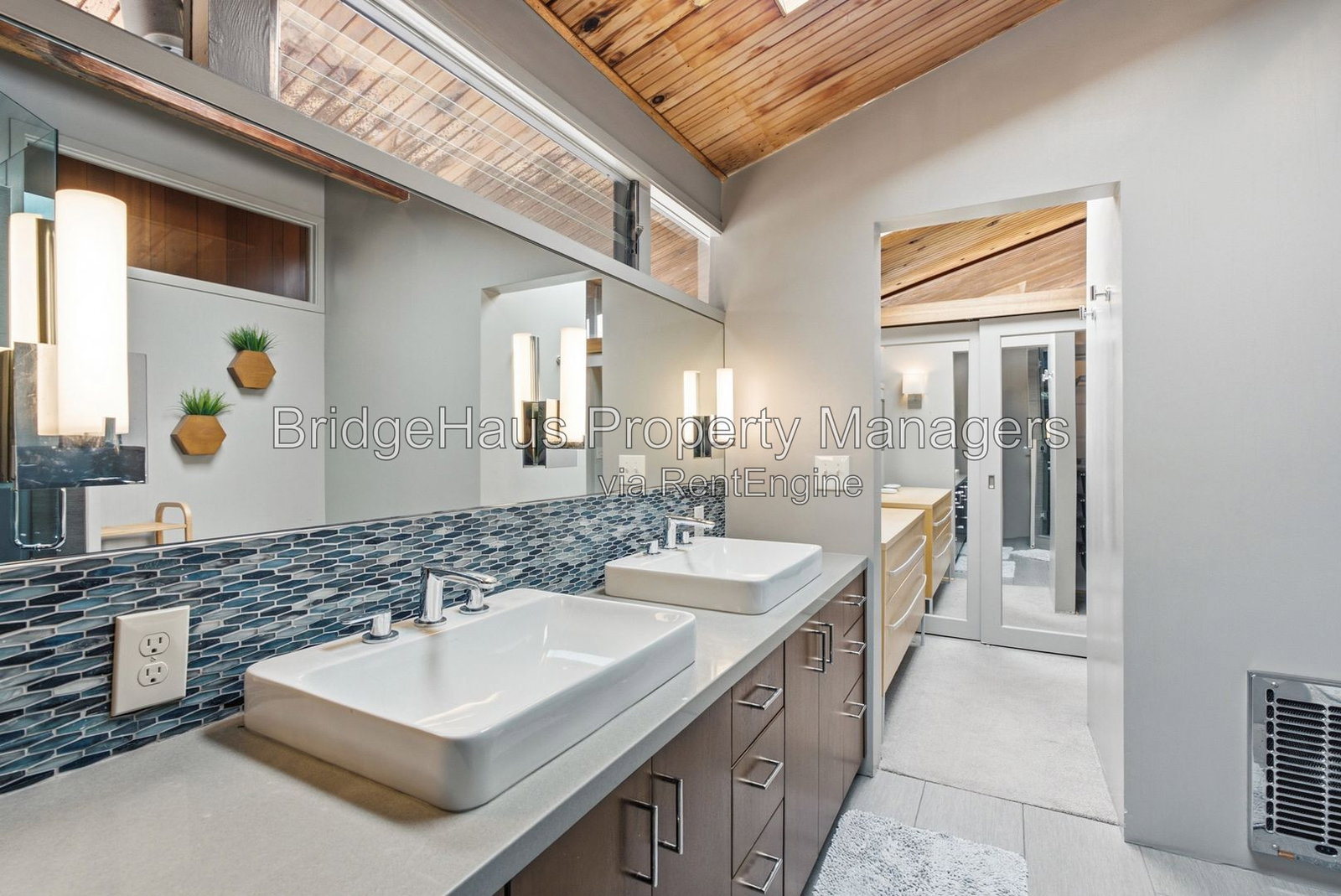 Gallery Image 31