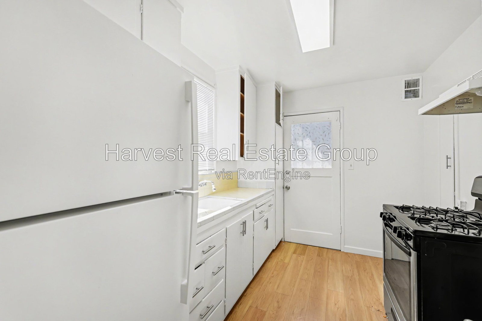 Gallery Image 19